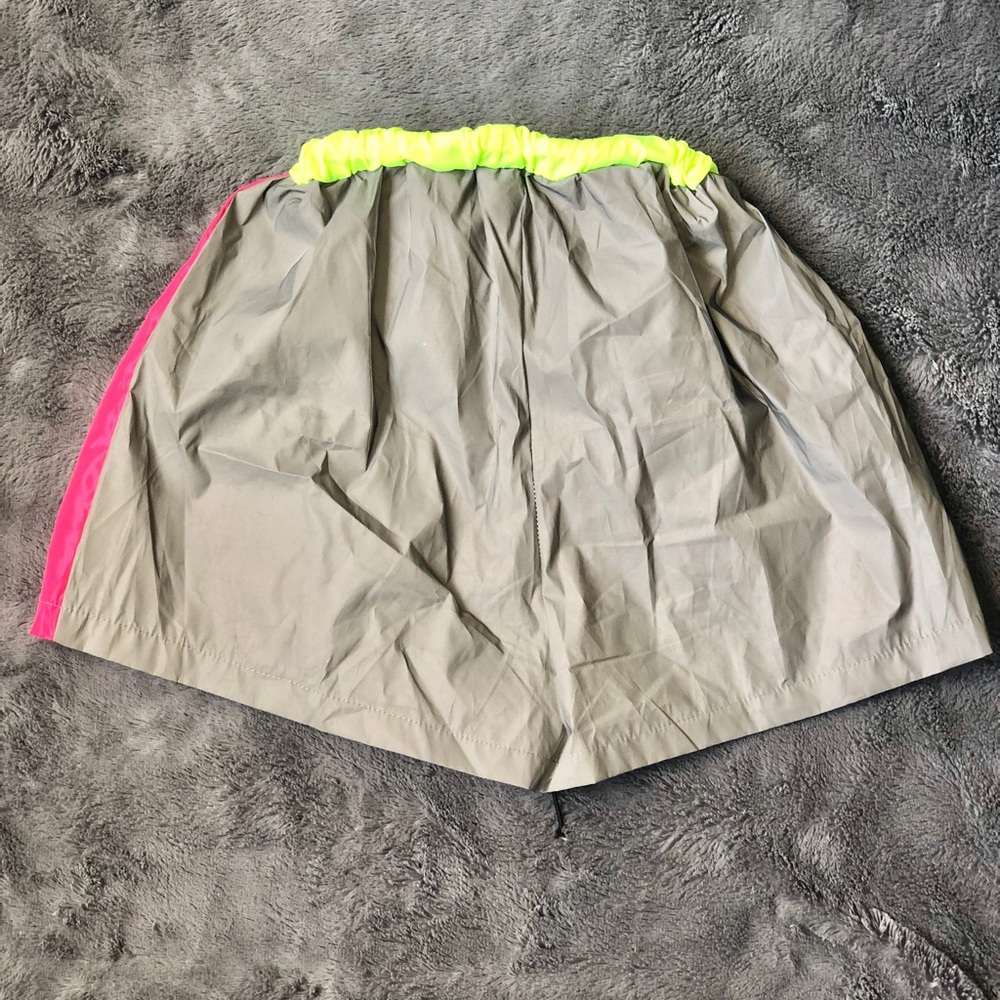 Reflective Windbreaker Shorts - Picture 3 of 4